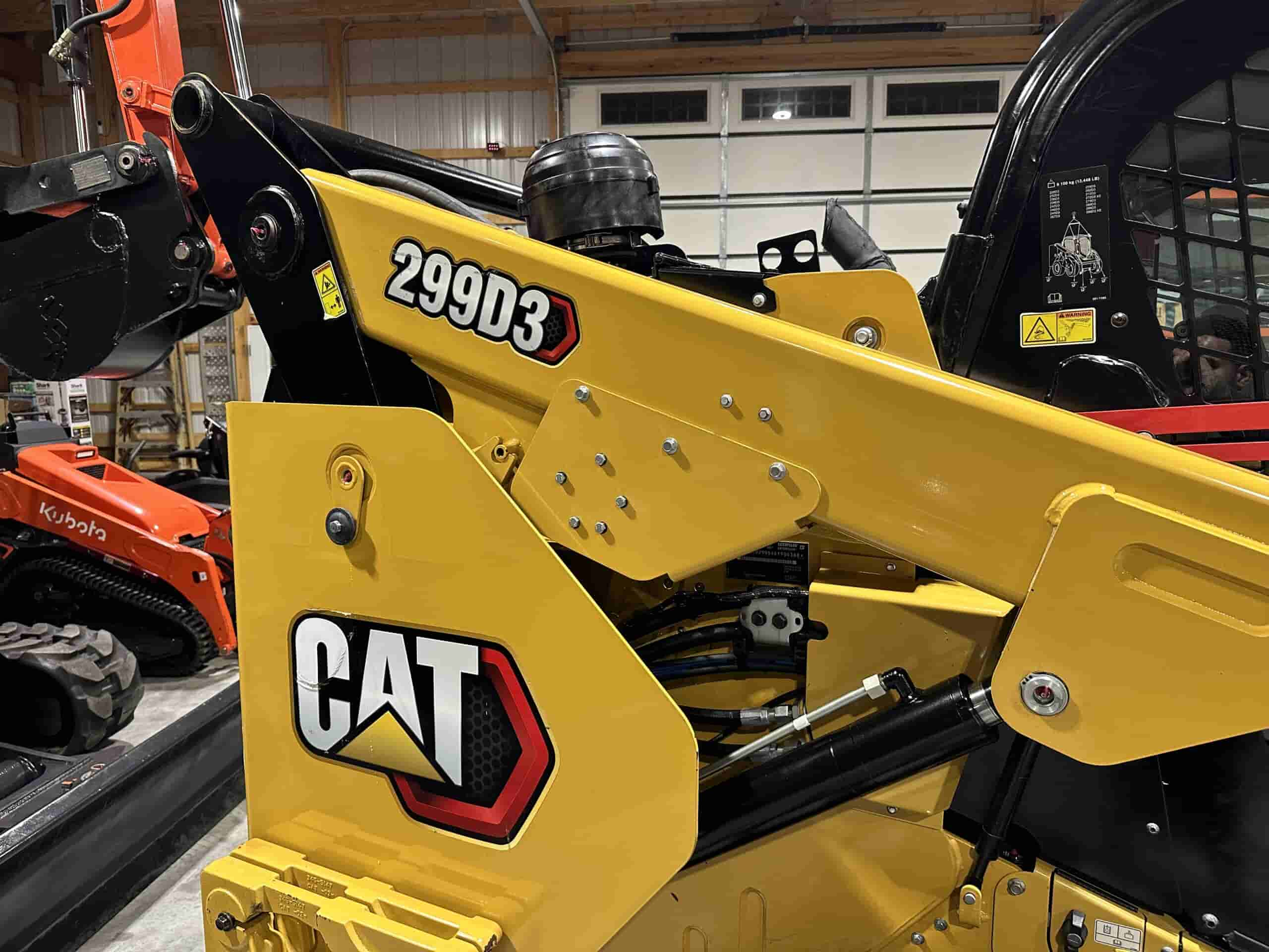 2022 CAT 299D3 HIGH FLOW
